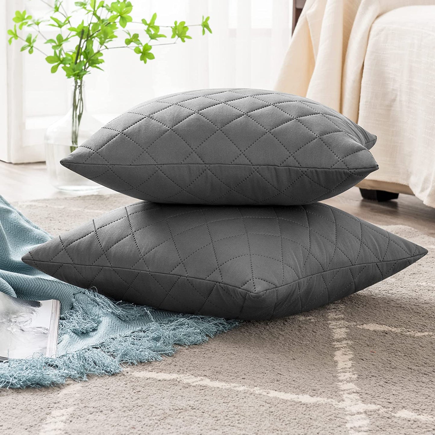 20X20 INCHES QUILTED CUSHION COVER SQUARE PATTERN